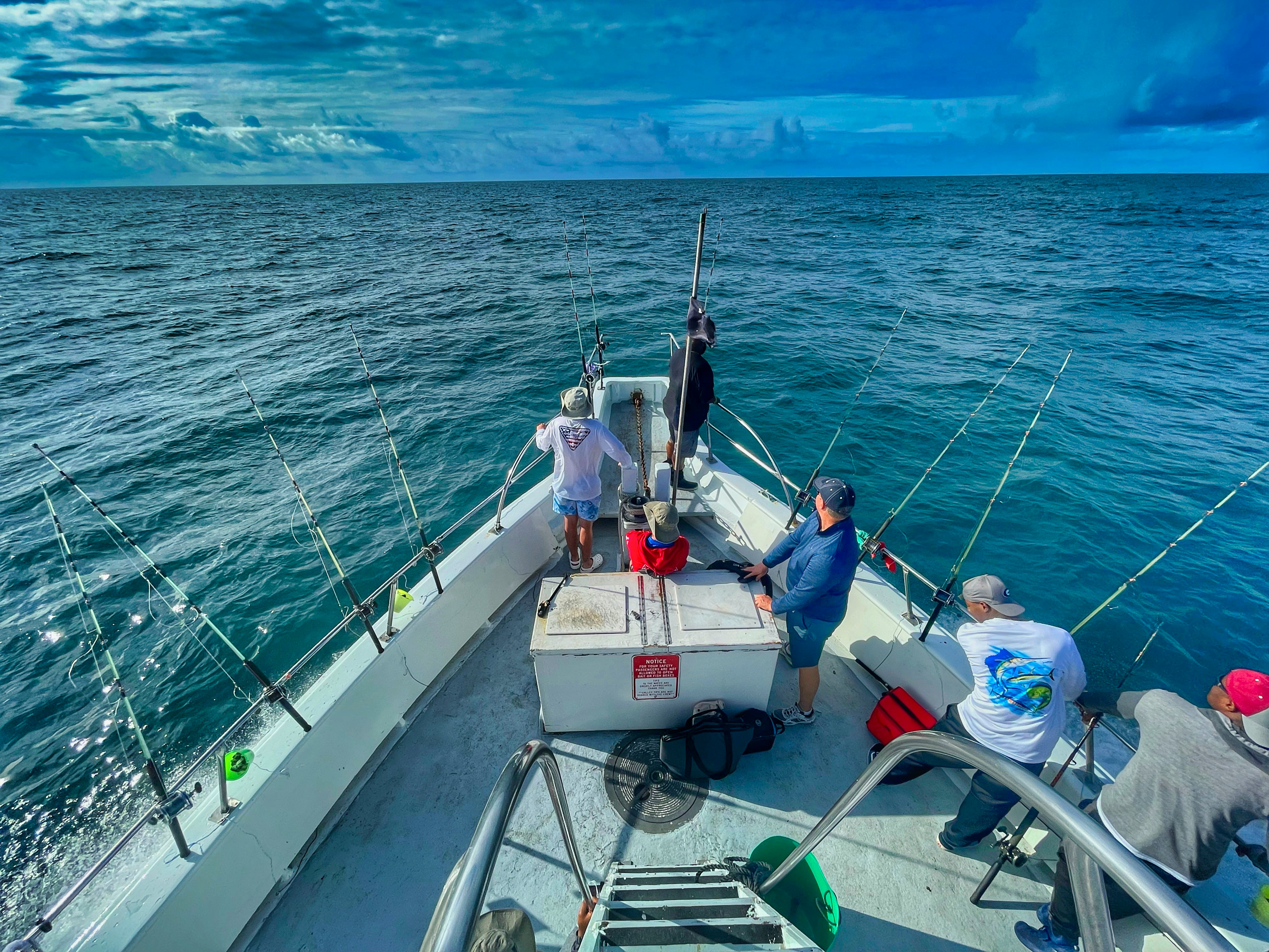 Deep sea fishing charter Miami offshore boat